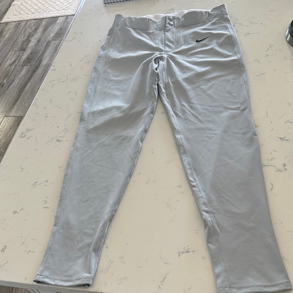 Nike Dri Fit men’s medium grey baseball pants NWT Light